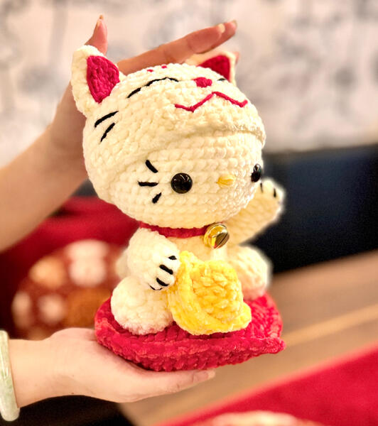 Lucky Kitty